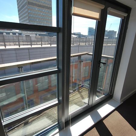 Atana Apartments Manchester Buitenkant foto